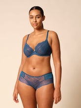 Load image into Gallery viewer, Gossard Superboost Lace Non-Padded Plunge Bra - Deep Teal
