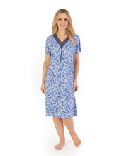 Load image into Gallery viewer, Gaspé 40&quot; Supersoft Floral Print or Solid Colour Short Sleeve Nightdress - GL06702
