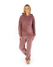 Load image into Gallery viewer, Gaspé Velour Pyjama Set - GL06712
