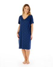 Load image into Gallery viewer, Gaspé 40&quot; Supersoft Star Print Short Sleeve Nightdress - GL08701
