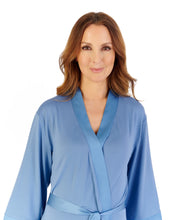 Load image into Gallery viewer, Gaspé Supersoft Satin Edge 44" Kimono Wrap - GL1703
