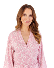 Load image into Gallery viewer, Gaspé Supersoft Floral Print 42" Kimono Wrap - GLW2704
