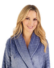 Load image into Gallery viewer, Slenderella Embossed Pattern Fleece 46" Shawl Collar Wrap - HC06318
