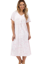 Load image into Gallery viewer, Marlon Sketchy Floral Easy Care Jersey Short Sleeve Nightdress
