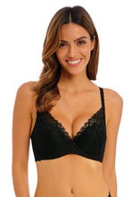 Load image into Gallery viewer, Wacoal Raffine Plunge Bra - Black
