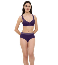 Load image into Gallery viewer, Triumph Amourette Half Cup Padded Bra - Royal Purple
