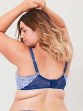 Load image into Gallery viewer, Oola Lingerie Tonal Lace Underwired Bra - Navy / Lilac
