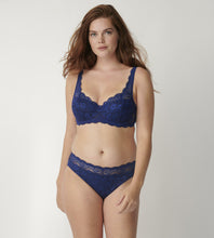 Load image into Gallery viewer, Triumph Amourette 300 Half Cup Padded Bra - Deep Water
