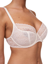 Load image into Gallery viewer, Passionata Pila Underwired Covering Bra - Pearl
