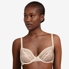 Load image into Gallery viewer, Passionata Marta Underwired Covering Bra - Pearl
