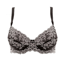Load image into Gallery viewer, Wacoal Embrace Lace Underwired Bra - Black
