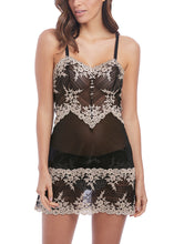 Load image into Gallery viewer, Wacoal Embrace Lace Chemise - Black
