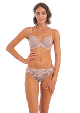 Load image into Gallery viewer, Wacoal Instant Icon Underwired Contour Bra - Cafe Au Lait
