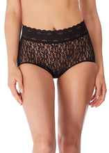 Load image into Gallery viewer, Wacoal Halo Lace Full Brief - Black
